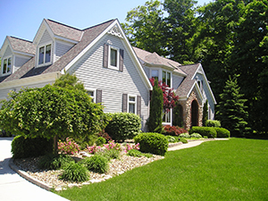 Landscapers and Lawncare Services in Bremen, IN